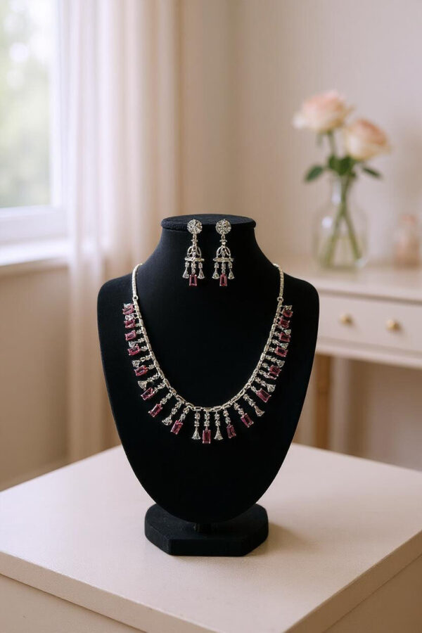 Unconventional Attitude Necklace set